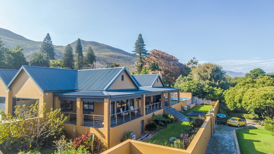 9 Bedroom Property for Sale in Onrus Western Cape